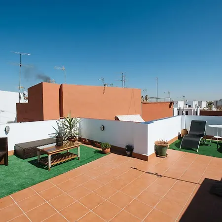 Cozy Attic With Terrace- 1bd 1bth- San Vicente Seville